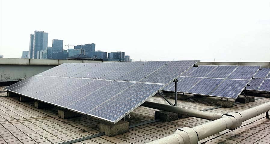 The Benefits of Commercial Solar Panels for Businesses