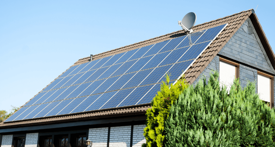 Comparing Residential and Commercial Solar Panels: Key Differences Explained