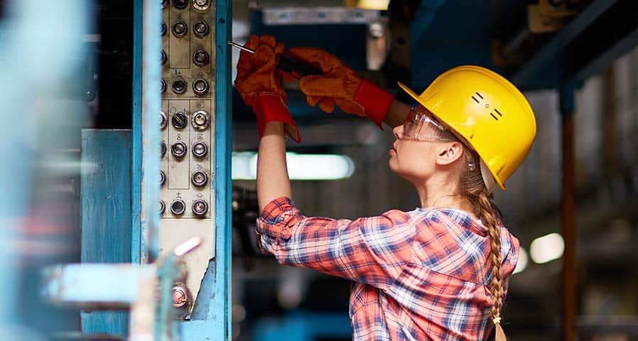 Commercial electrical maintenance